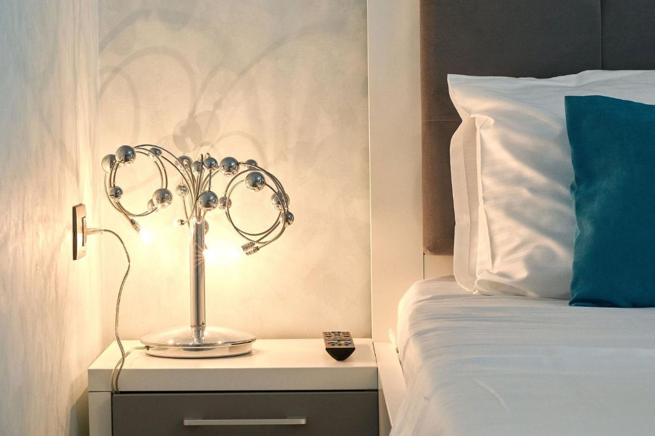 Moonlight Studio Alezzi Spa n Pools beach Resort Mamaia Buitenkant foto