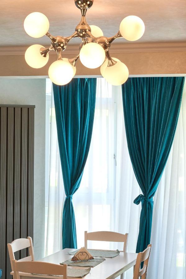 Moonlight Studio Alezzi Spa n Pools beach Resort Mamaia Buitenkant foto