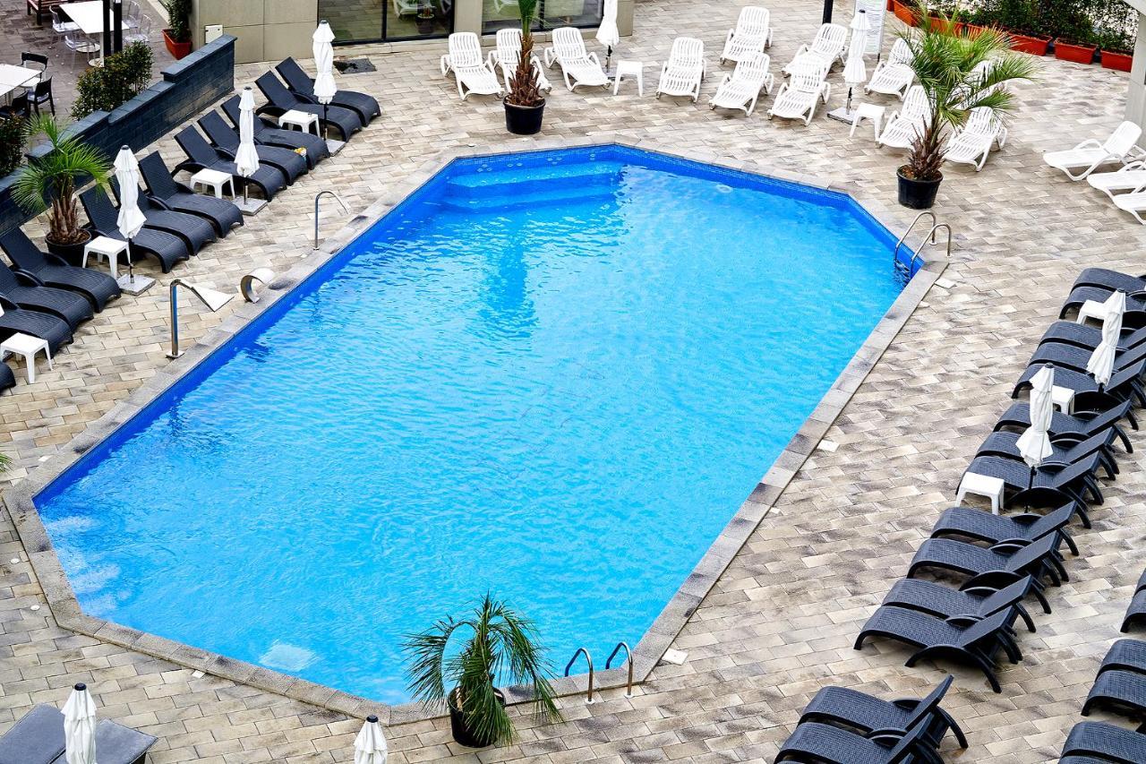 Moonlight Studio Alezzi Spa n Pools beach Resort Mamaia Buitenkant foto